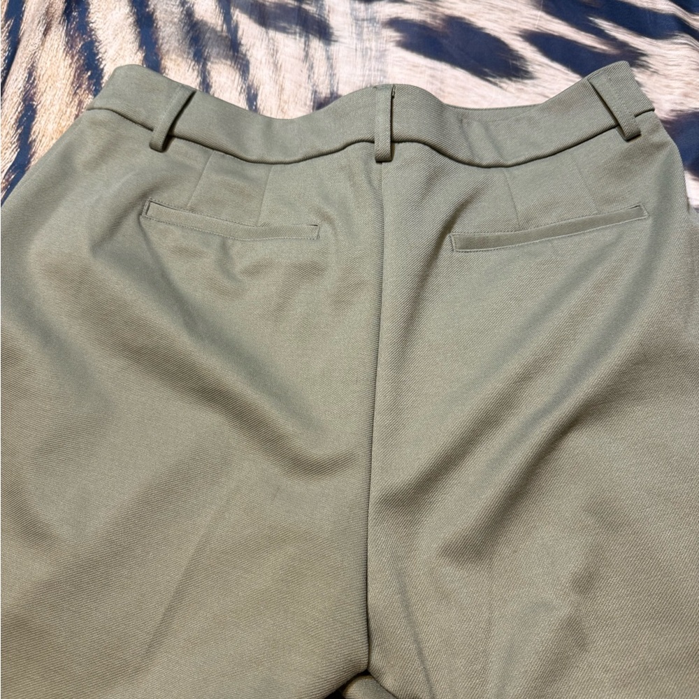 Simply Vera Vera Wang women’s Khaki ankle slacks - Picture 4 of 4